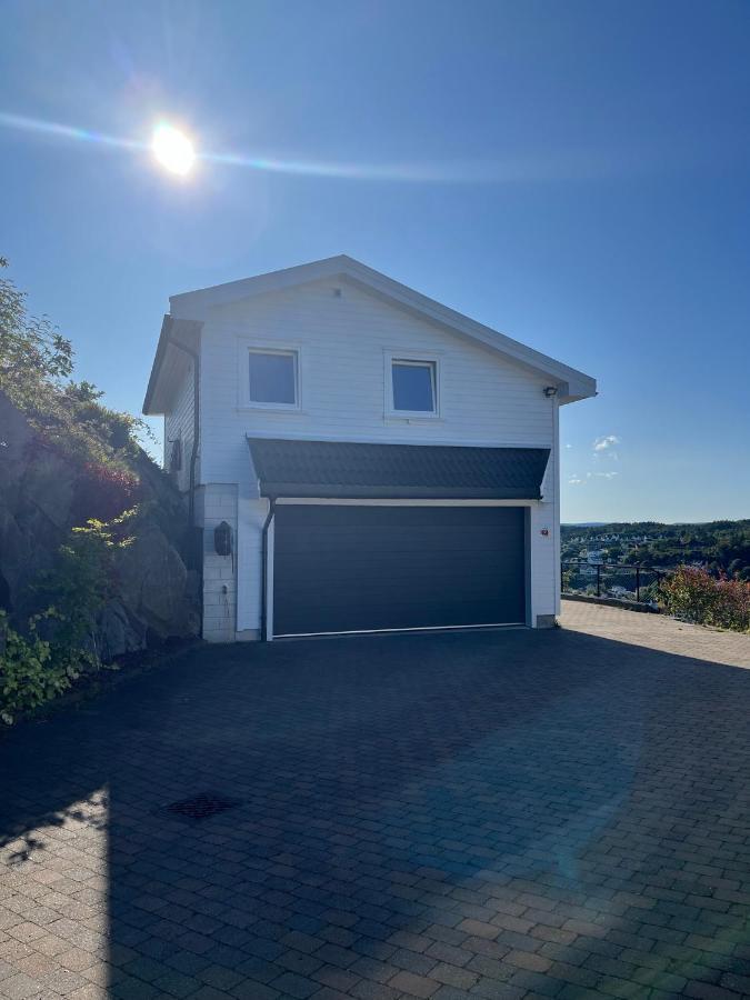 Apartment With Amazing Views - Free Parking Arendal Exterior foto